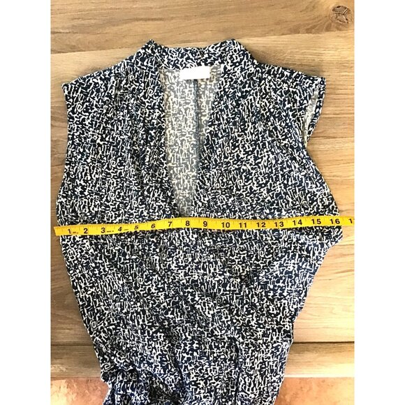 NEW YORK & CO. WOMEN'S BLUE/WHITE V-NECK LIGHT WEIGHT JUMPSUIT SIZE LARGE - Picture 5 of 8